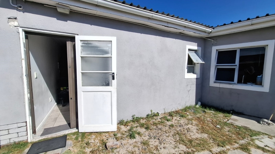 4 Bedroom Property for Sale in Westgate Western Cape